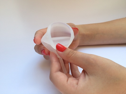 Menstruationsbecher Muschelfaltung